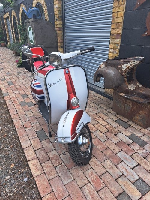 1967 Piaggio Vespa Image 2